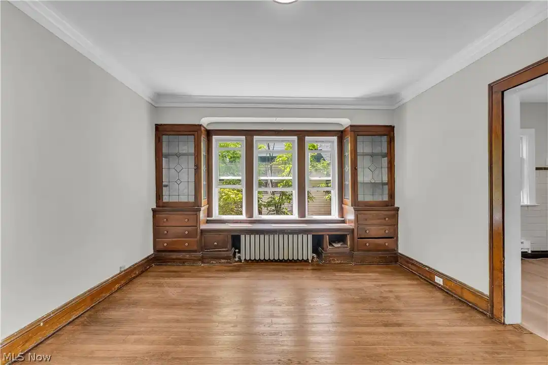 3526 East Blvd unit 2/UP - More