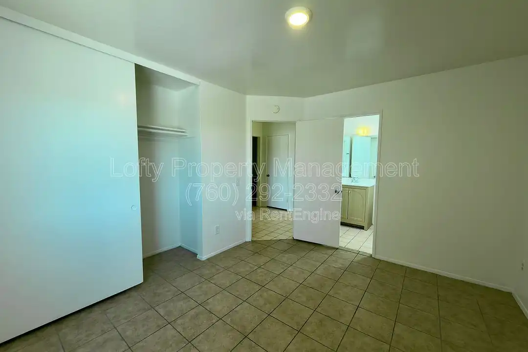 5260 Rex Ave unit 5 - View 4