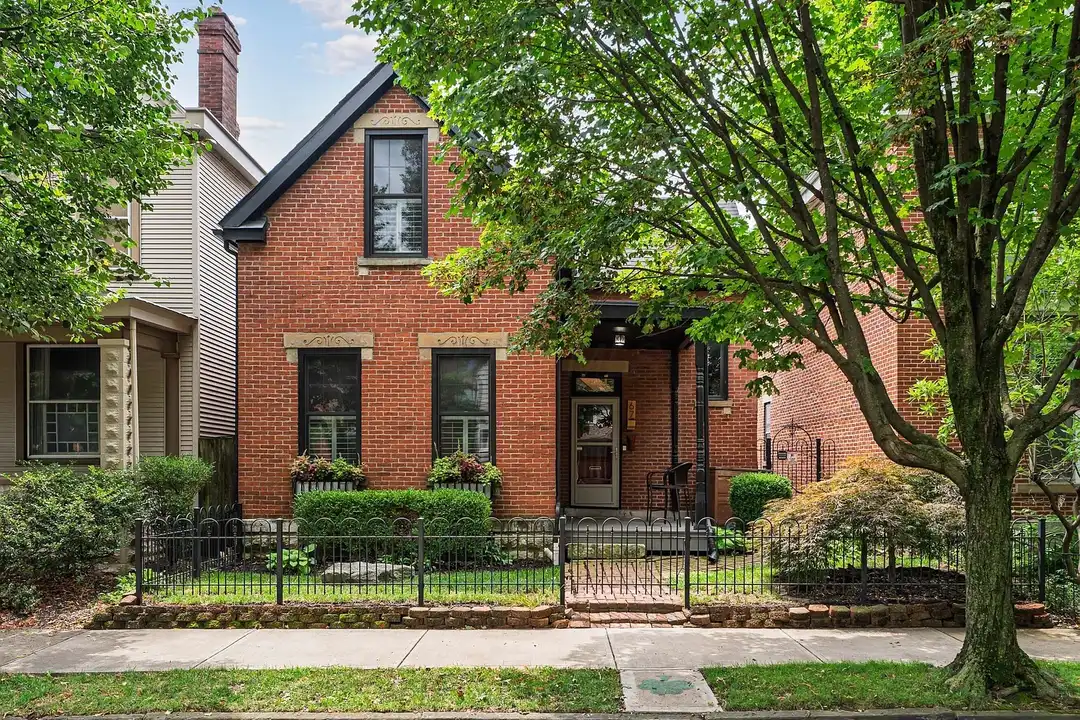 67 E Mithoff St – photo 1