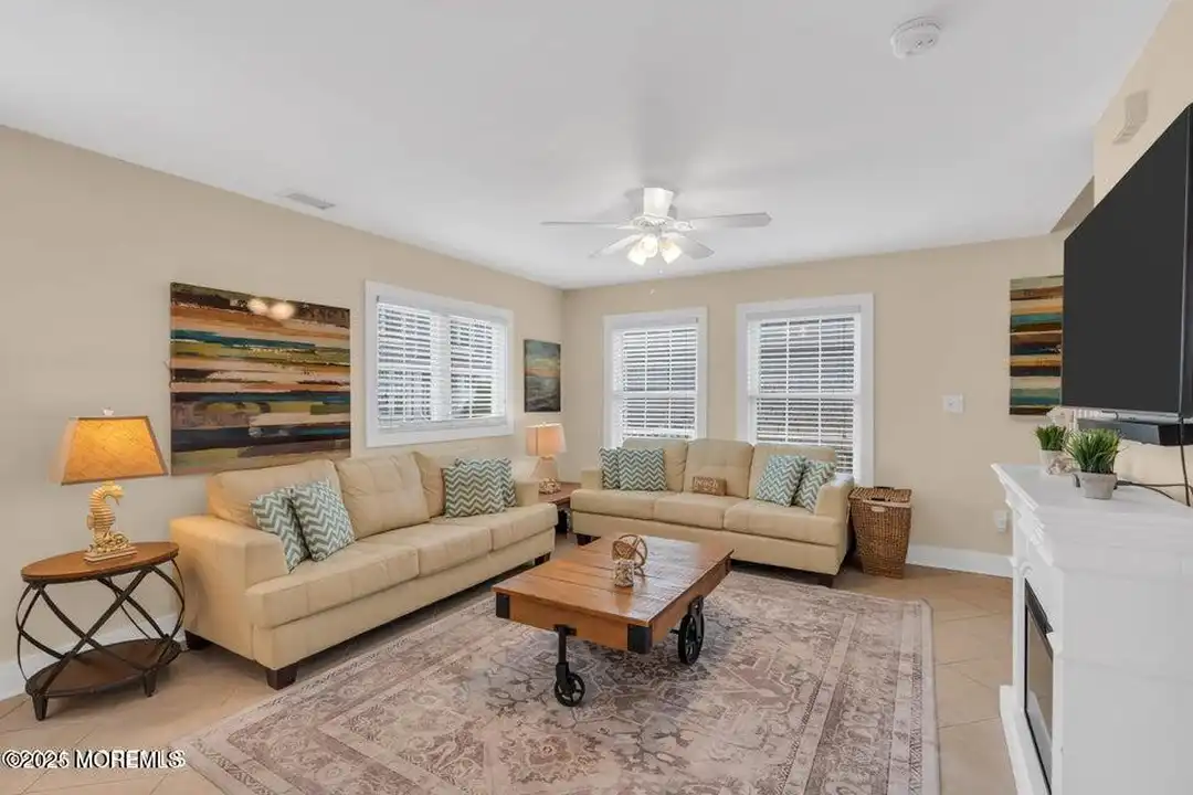 110 Fifth Ave - View 3