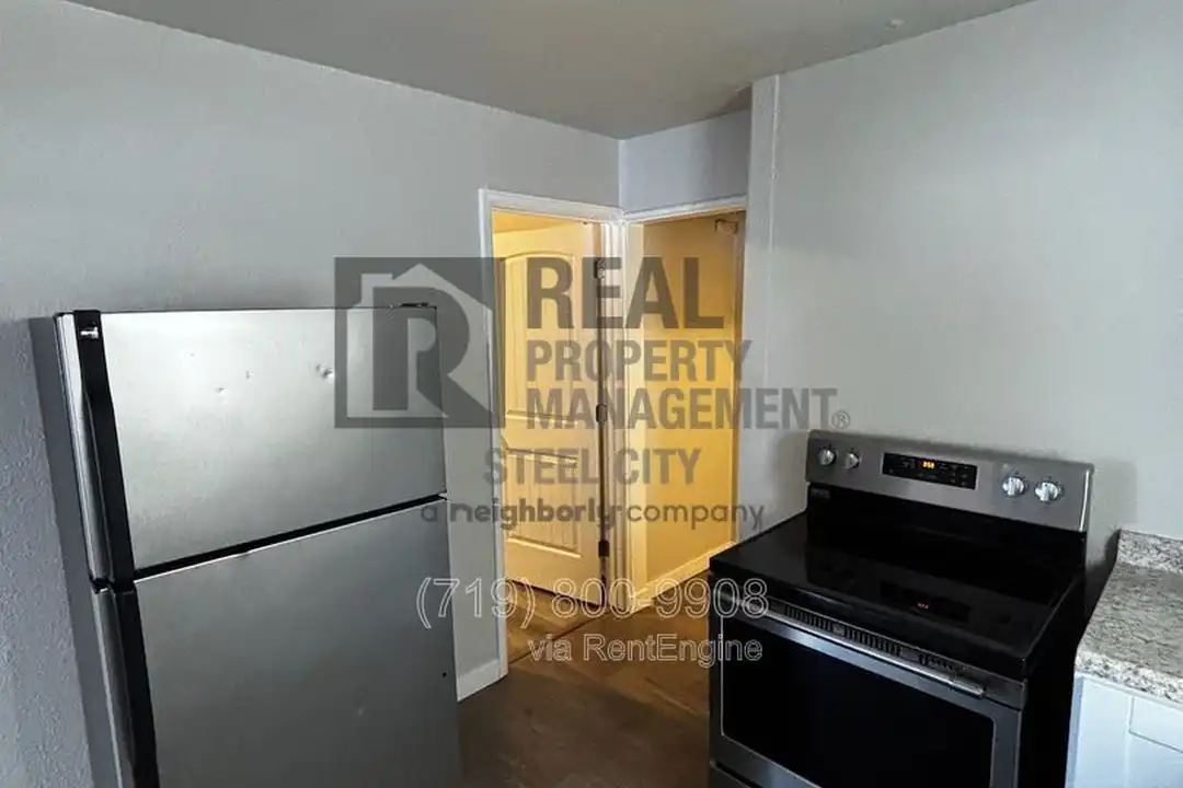 1428 E Orman Ave - View 6