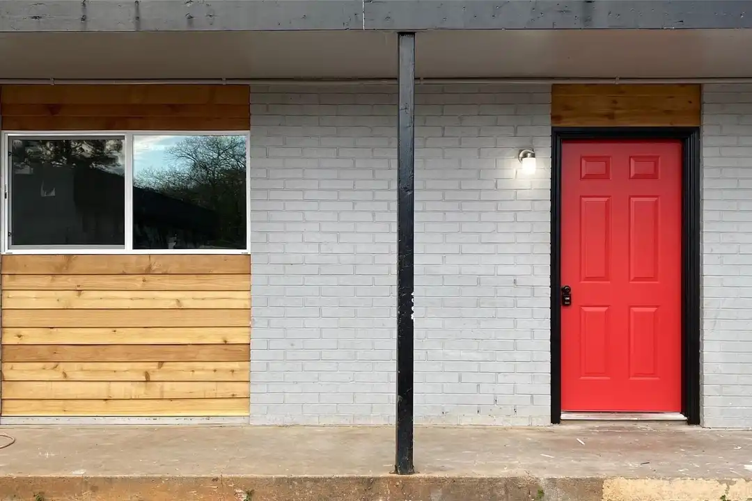 429 Johnson St #21 – photo 1 of 12