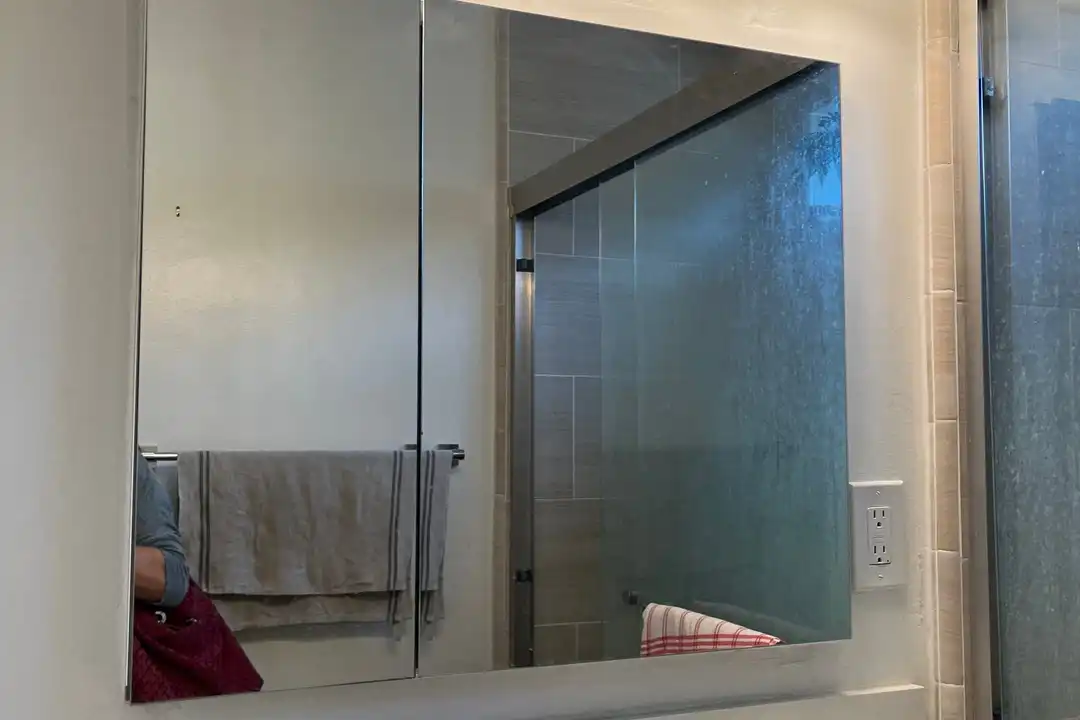 Apartment in La Jolla, Beach Barber Tract - More