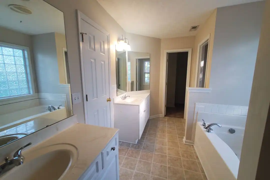 213 Kristin Ave - View 6