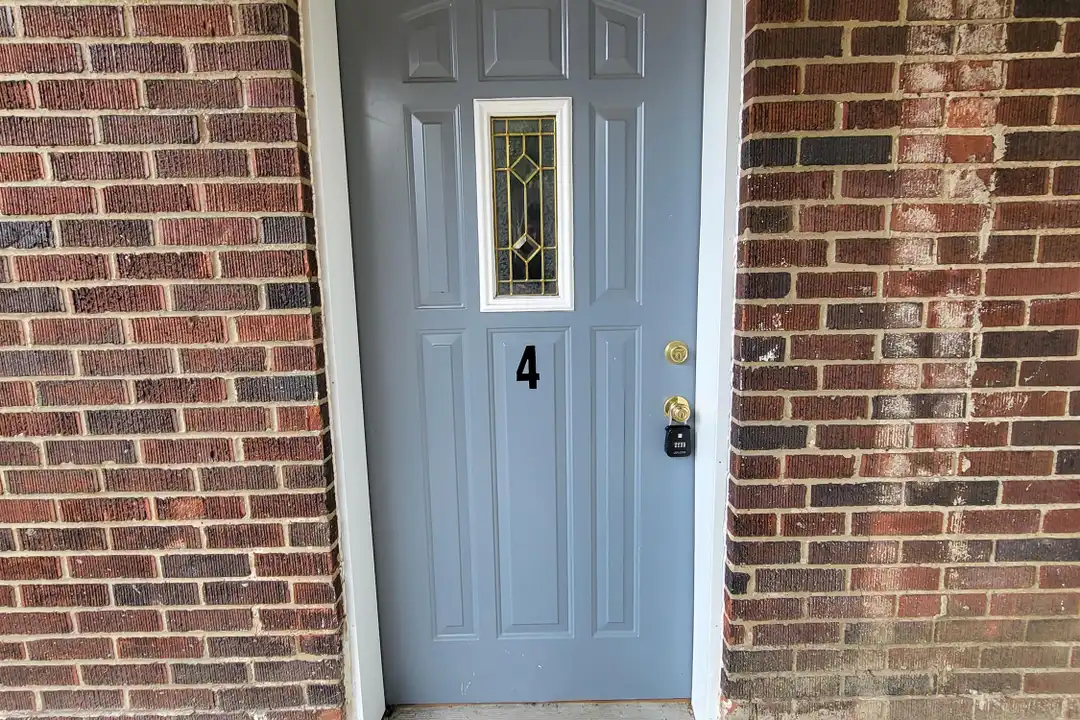 1204 Salt Springs Rd unit 4 – photo 1 of 11