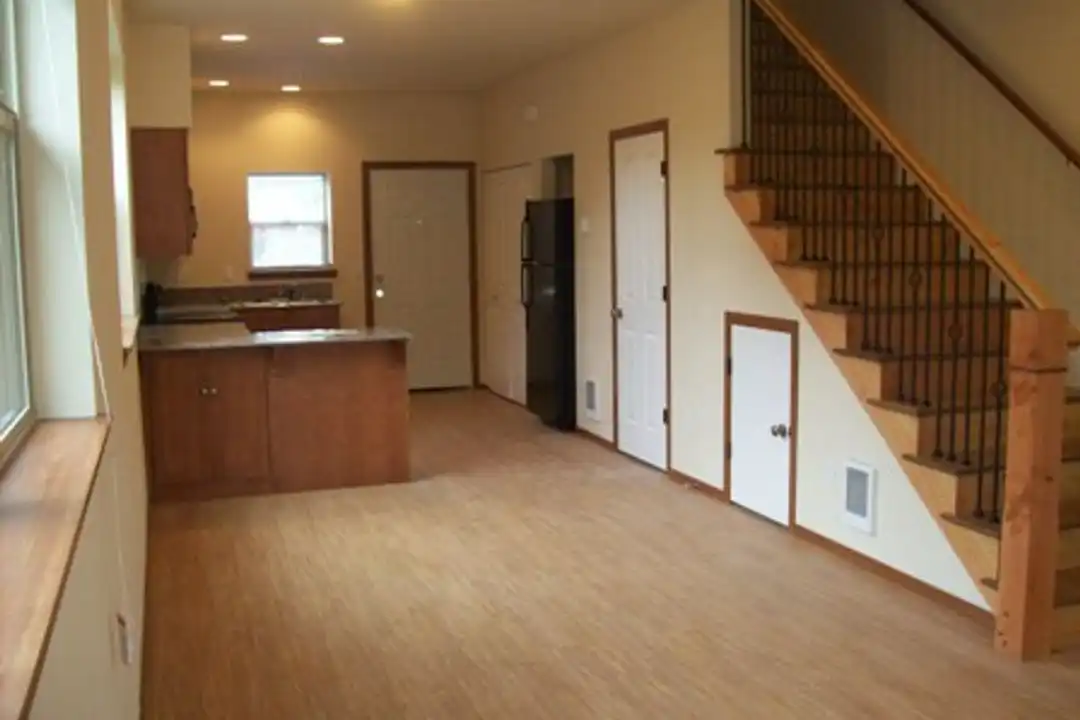 610 32nd St unit 620 - View 3