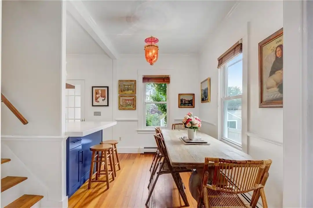 24 Hunter Ave - More