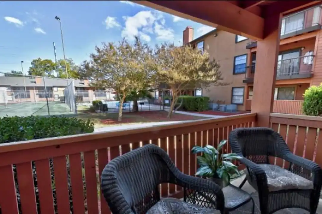 Apartment in San Antonio, Bexar - More