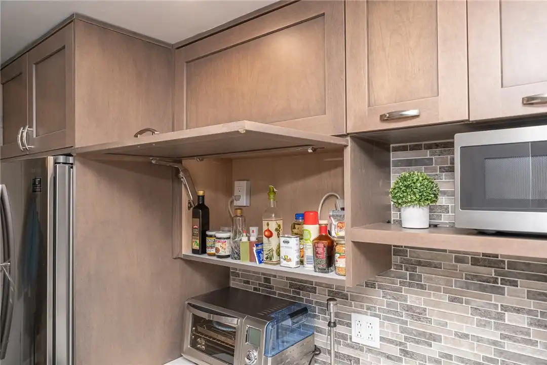 320 Fort Duquesne Blvd unit 19L - More