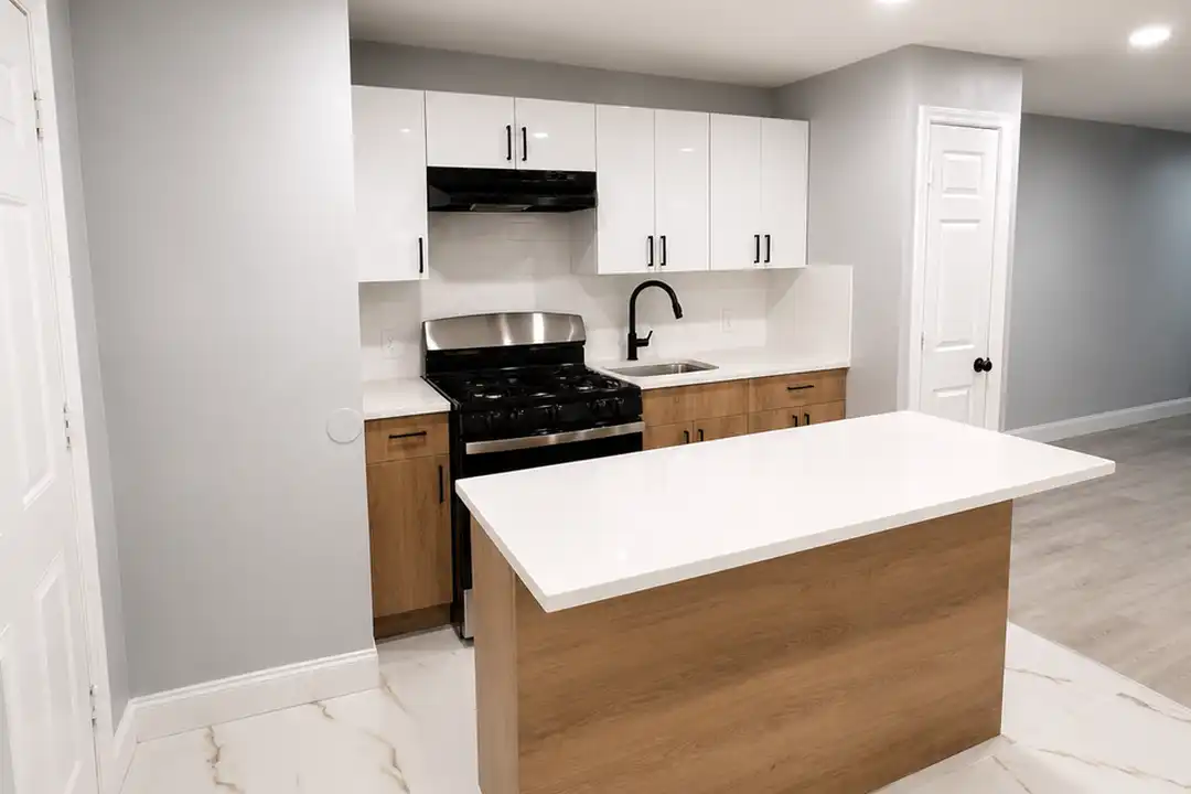 96 Eaton Pl unit 3Lc – photo 1