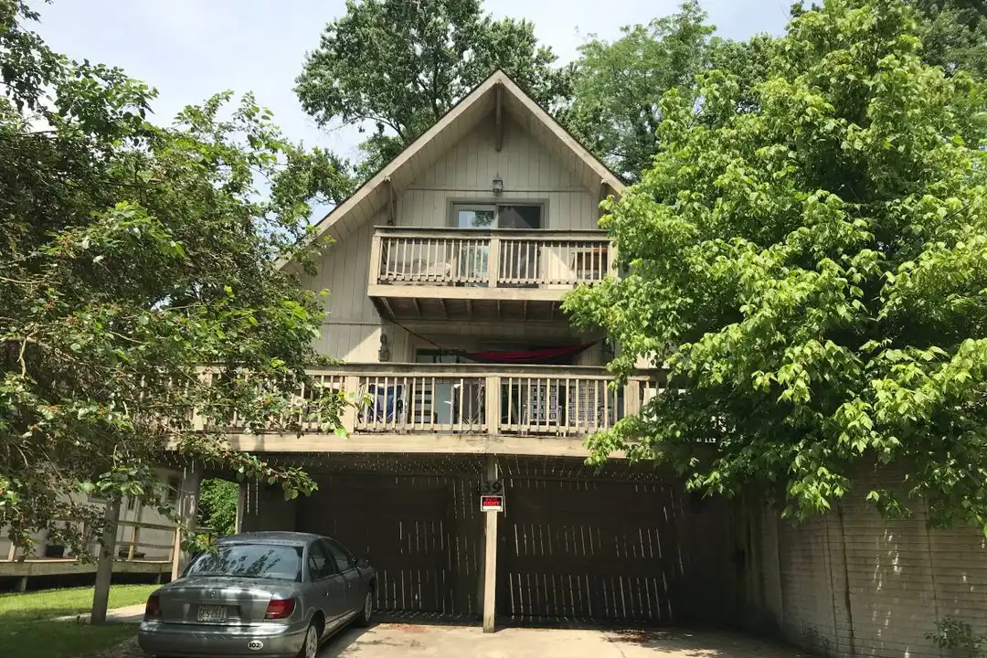 39 Walker