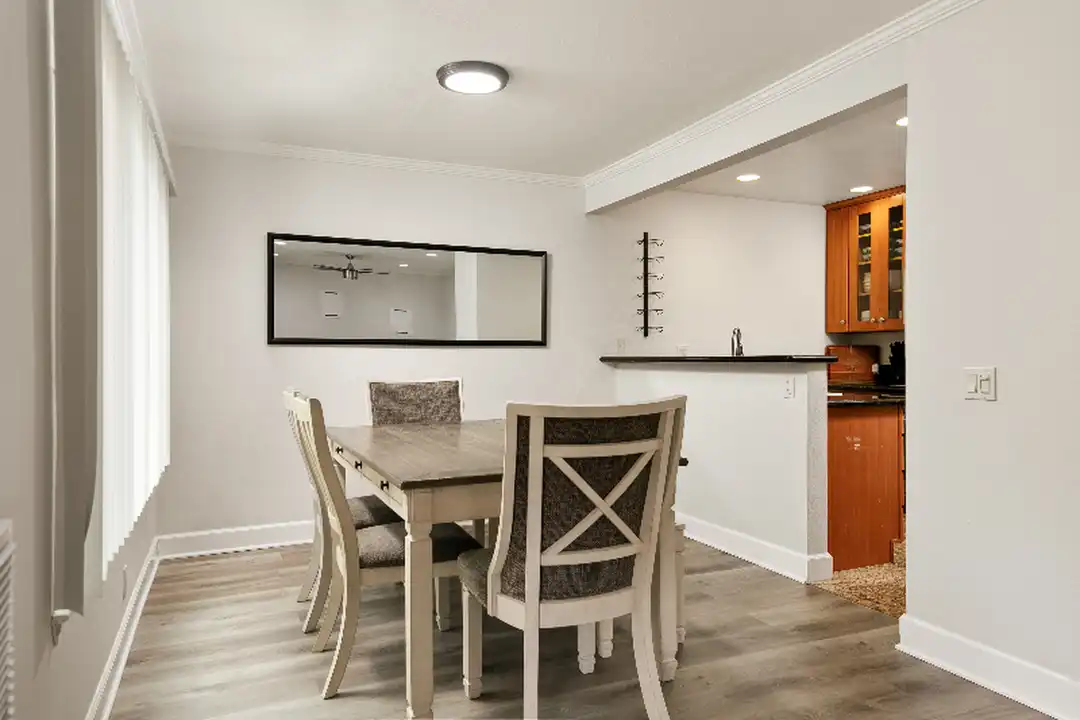 8503 Villa La Jolla Dr unit B – pohled 6