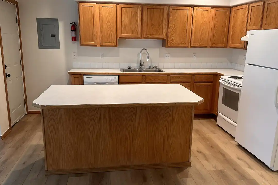 1310 S Skyline Dr unit B - View 3