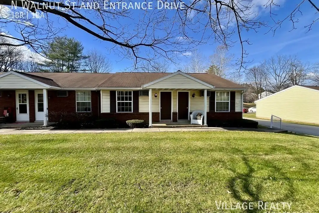 312 N Walnut St – photo 1 of 70