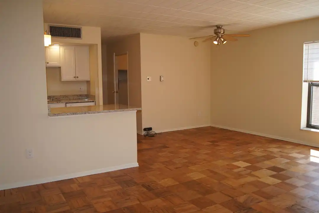 925 California Ave unit 614 - View 3