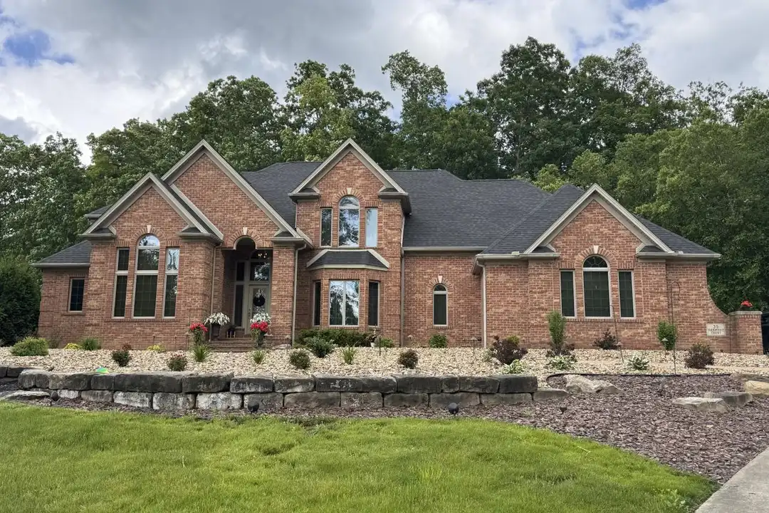 35 Oakmont Ct – photo 1 of 6