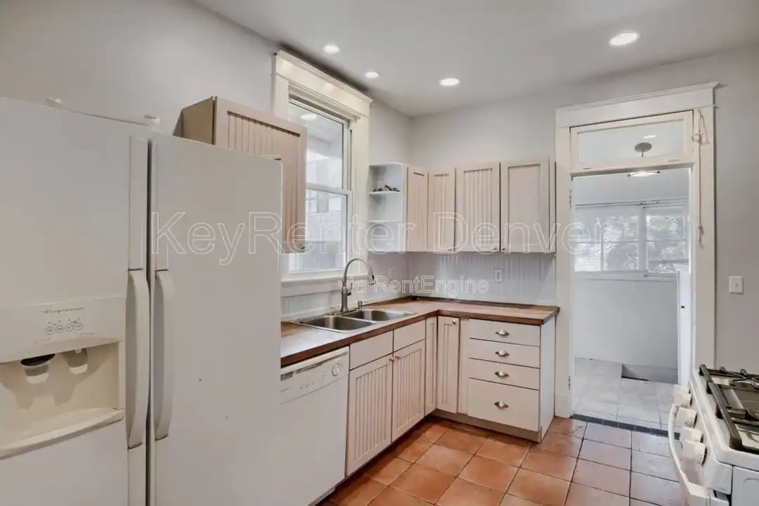 4433 Zuni St – pohled 3