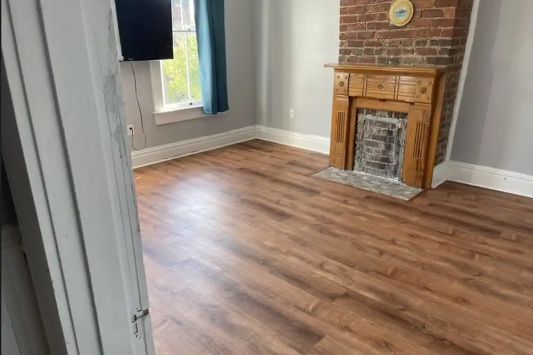 2208 Venable St - View 3