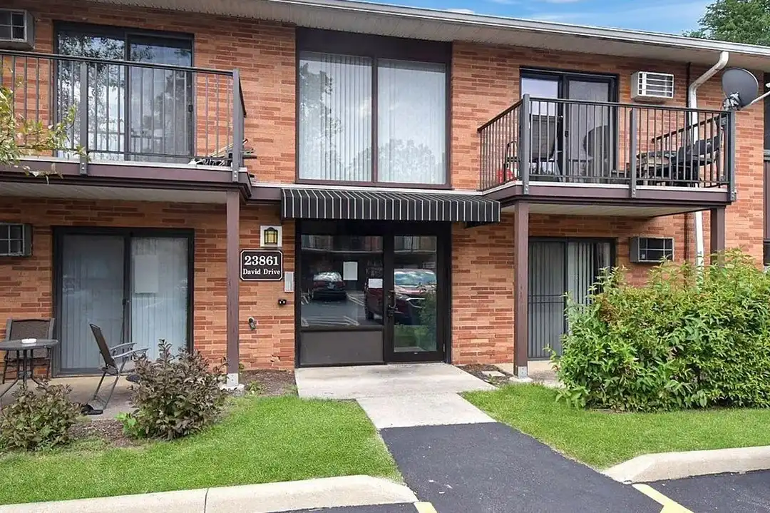 23861 David Dr unit 108 – photo 1