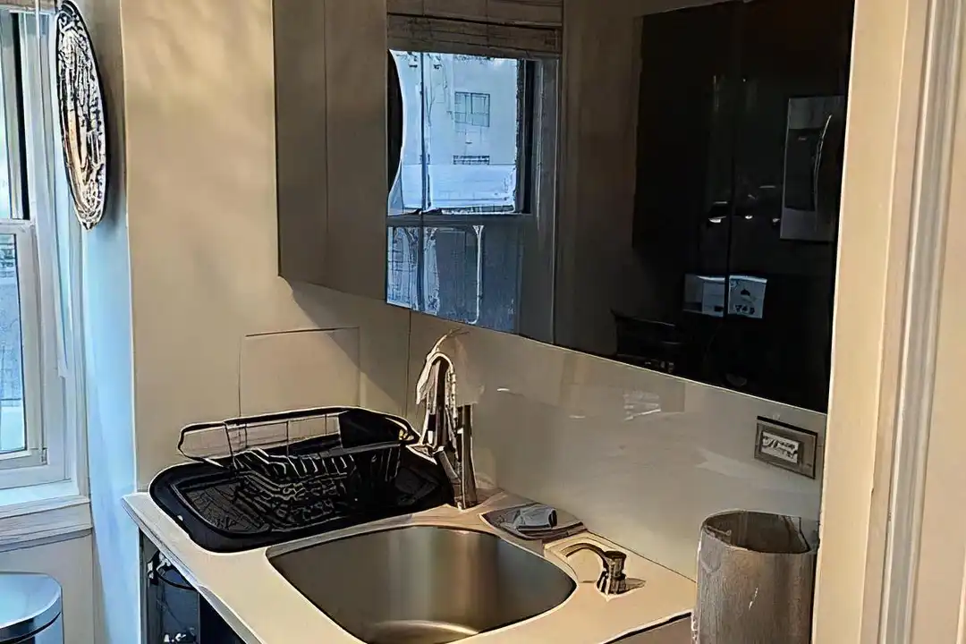 100 W 57th St unit 2H – další