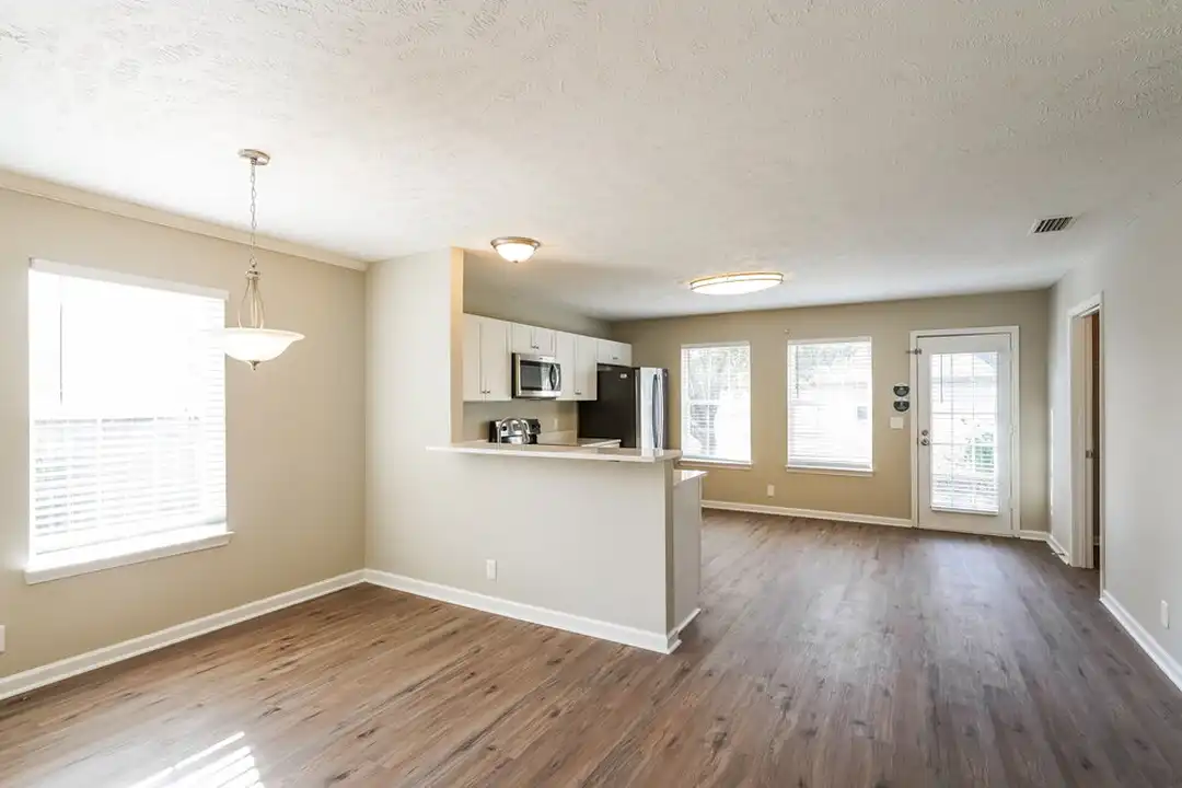 5125 Hickory Grove Dr - View 5