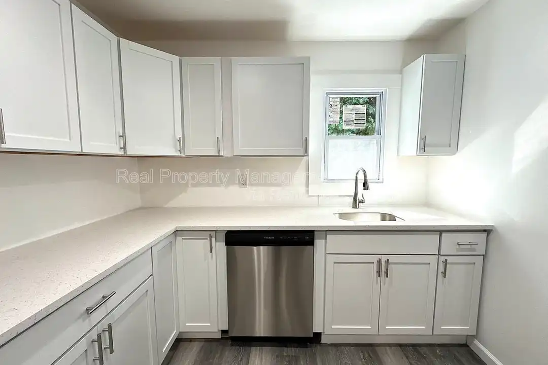 6184 Poketa Rd - View 3