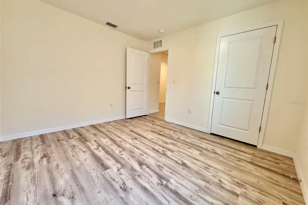 4119 Autumn Amber Dr - More