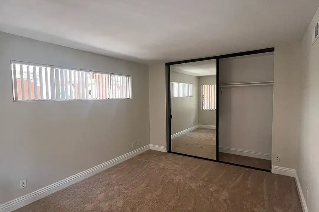 Redondo Palms – photo 1