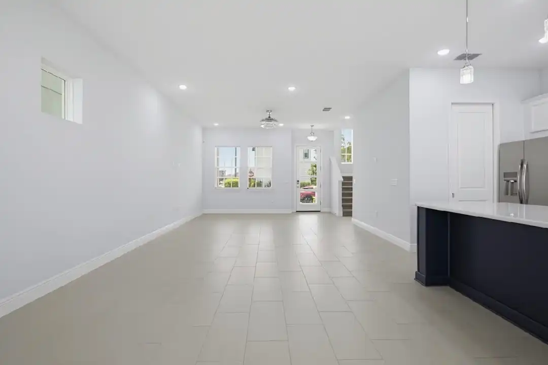10322 Marconi Ave - View 6