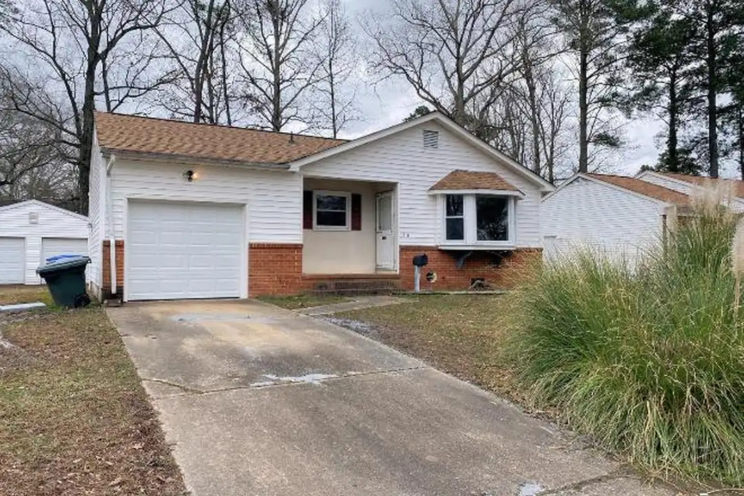 218 Mona Dr - View 2