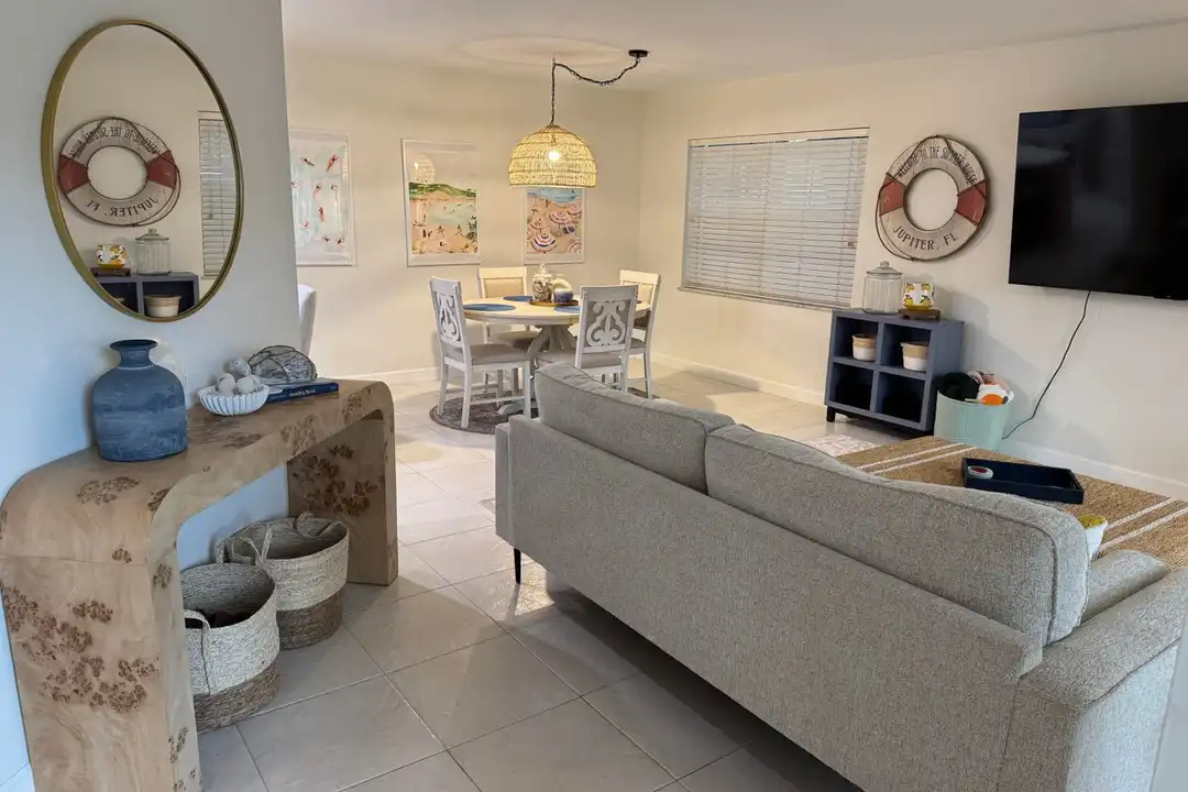 176 Seabreeze Cir - View 3