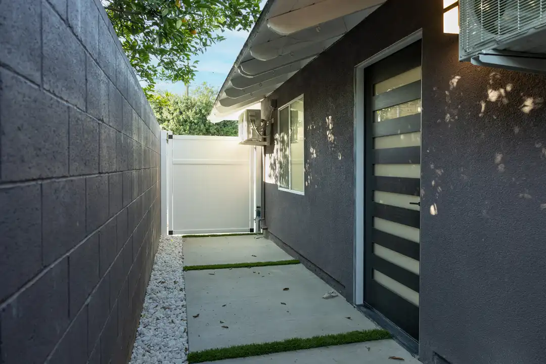 22347 Vanowen St unit ADU - More