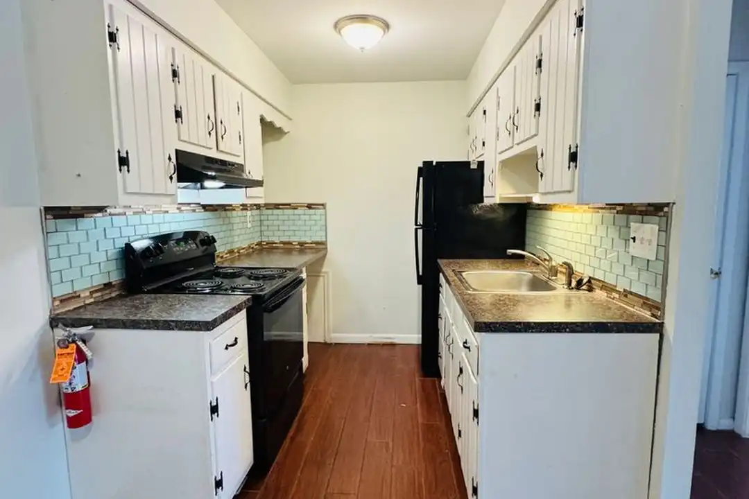 119 Bridge St unit 107 - View 2