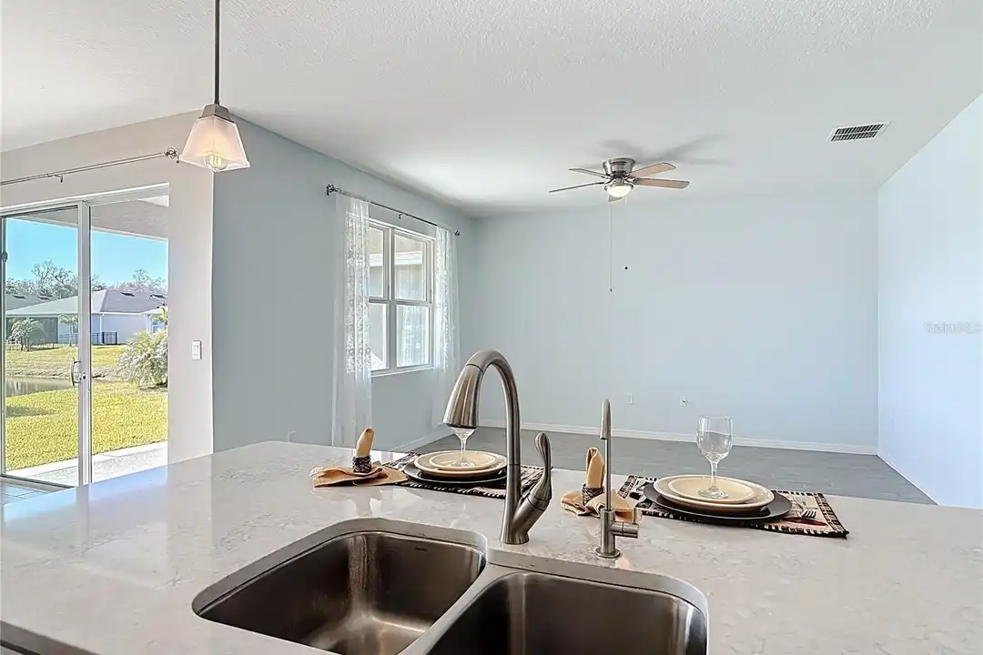 1601 Delphi Wy - View 5
