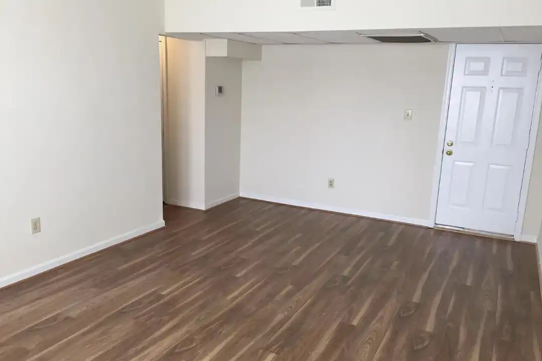 1847 Wilson Blvd unit 5-355 - View 6