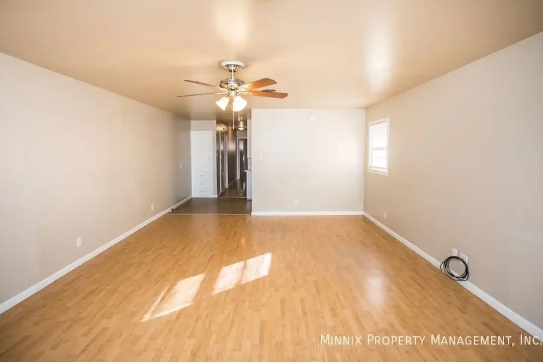 4425 31st St unit FS - View 4