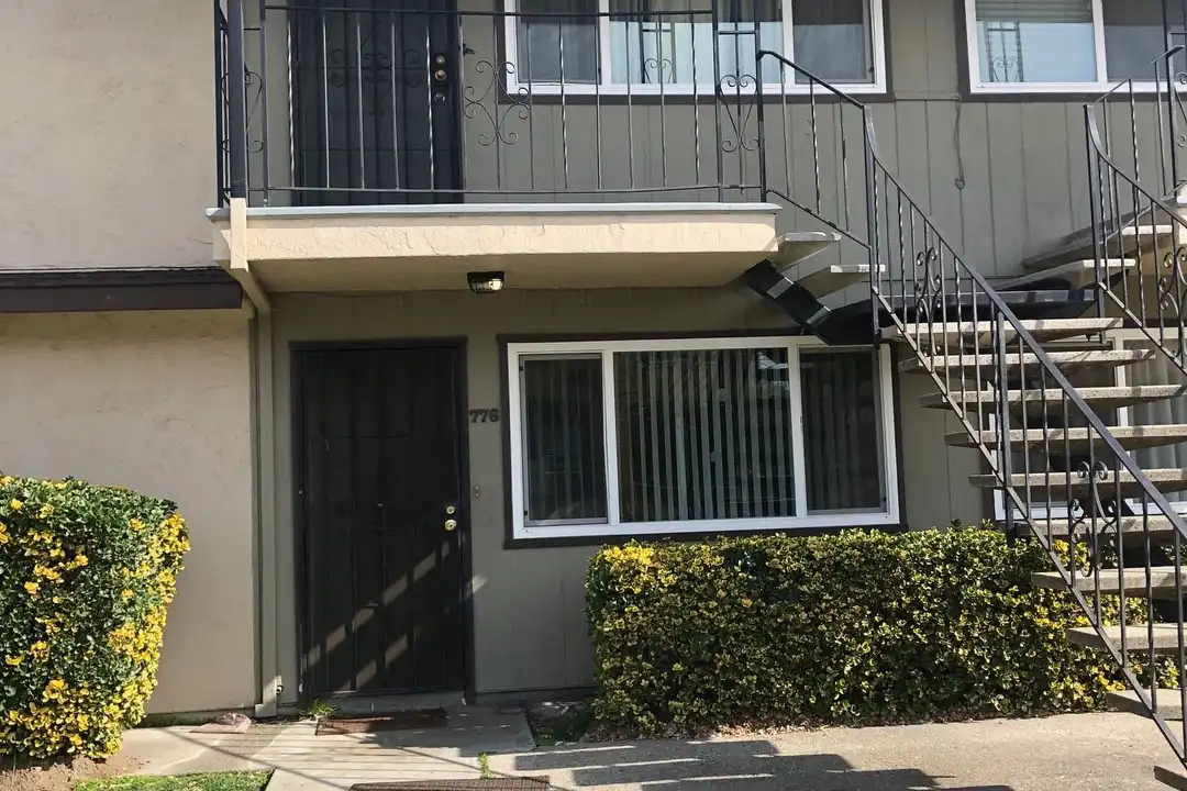 770 N Grant Ave unit 770 – photo 1