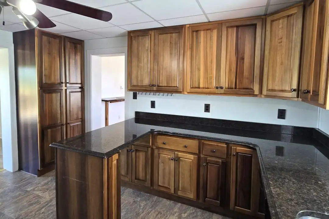 House in Kearneysville - View 4