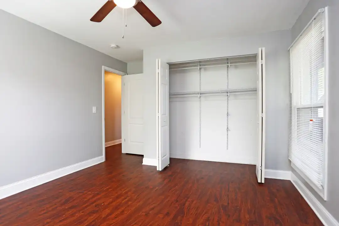 Apartment in Cary - More