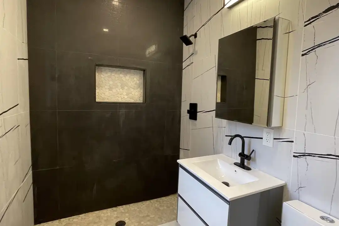 232 Van Horne St unit 4 - More