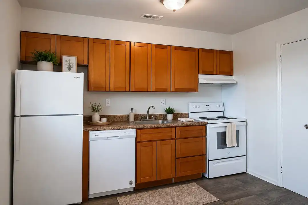Vineland Village Apartment Homes – photo 1 of 25