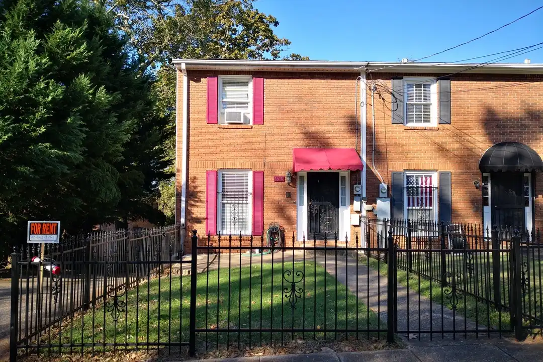 1418 18th St S – photo 1