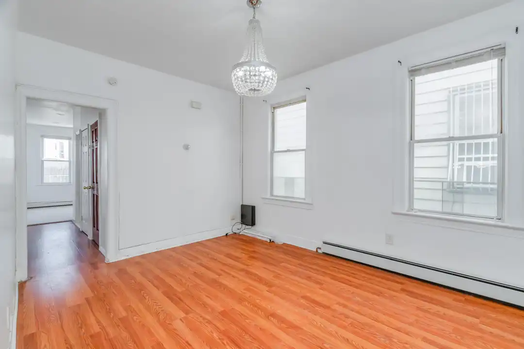 404 Danforth Ave - View 4