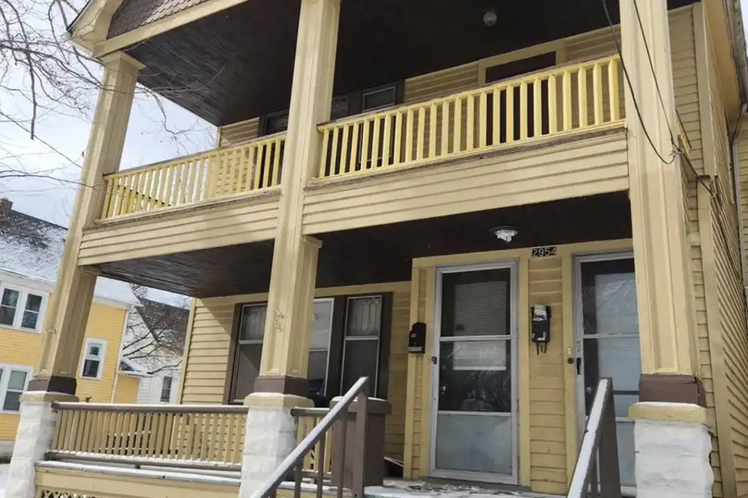 2954 E 67th St unit UP Unit – photo 1
