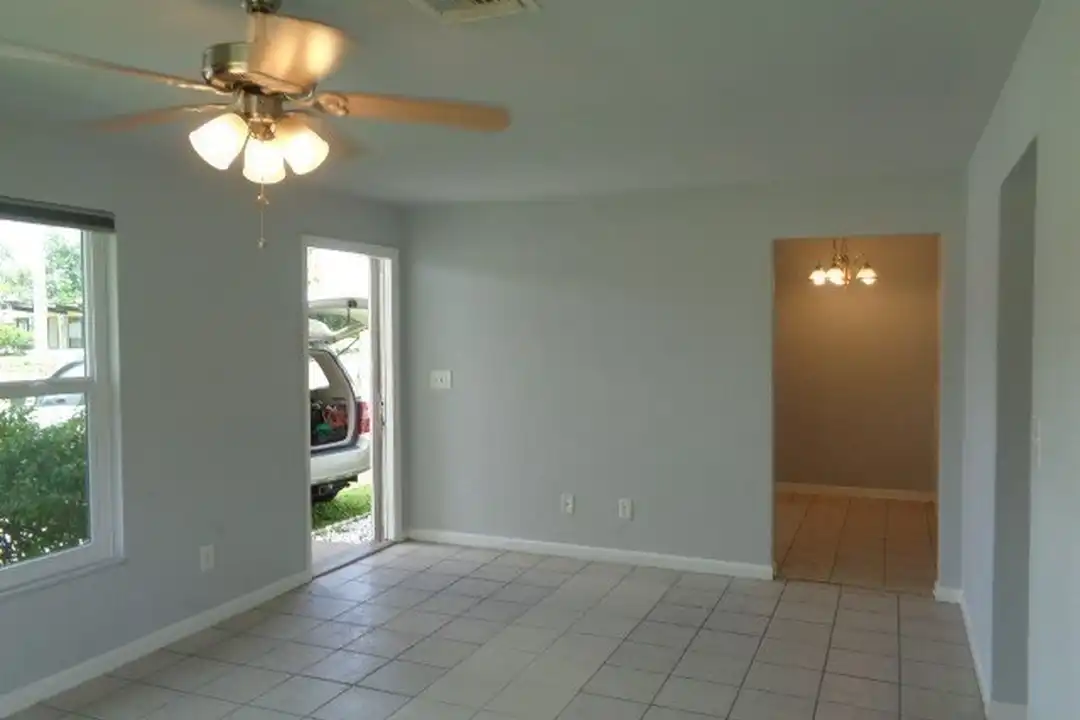 3921 Del Prado Blvd S #B - View 4