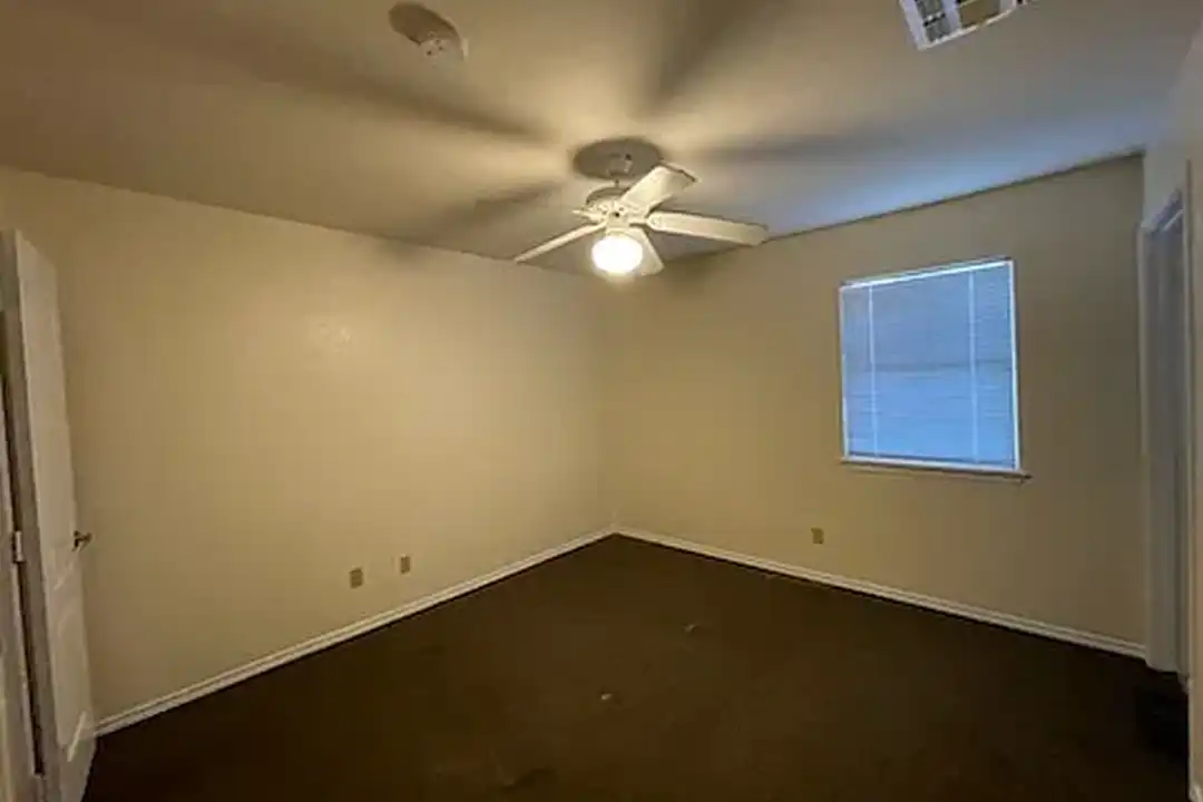 Sun Meadow Apartments - View 4