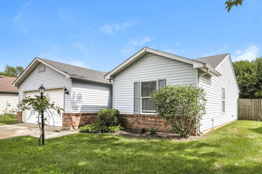 12719 Spurrington Way - View 3