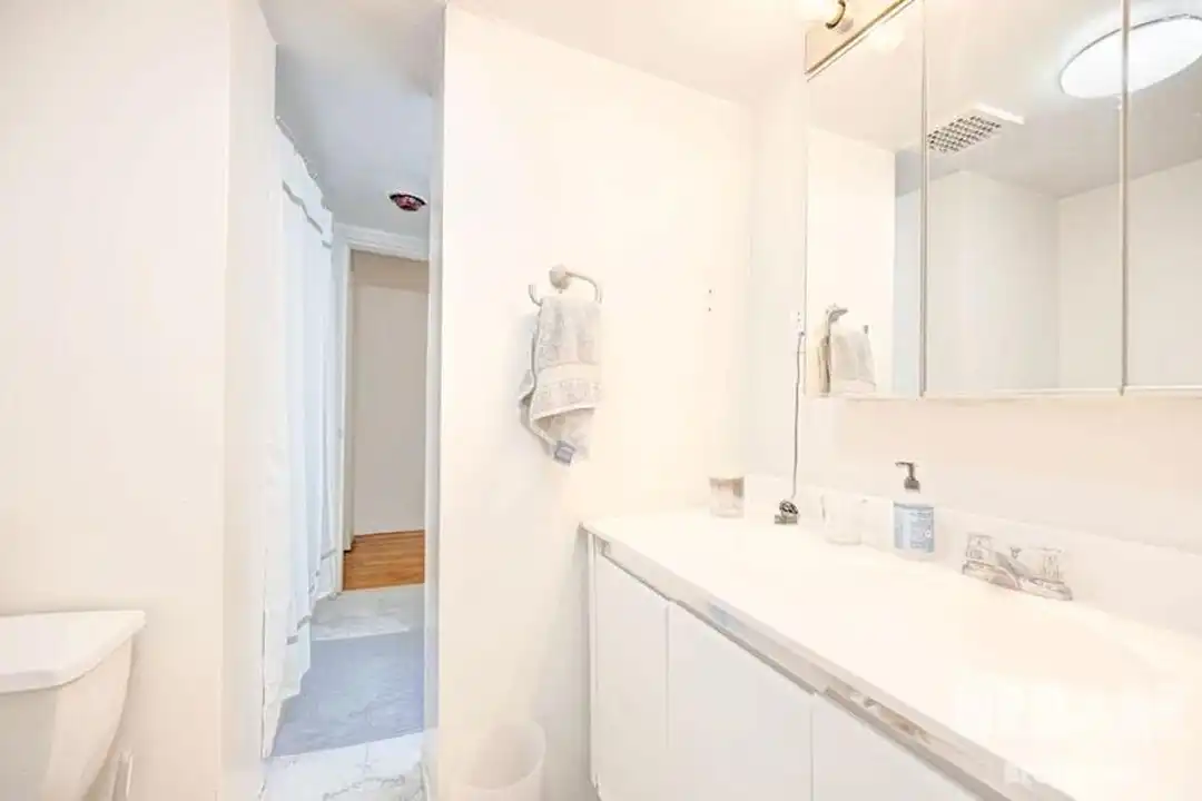35 Grove St - View 3