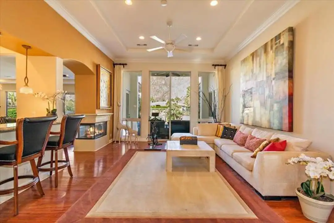 House in La Quinta - View 4