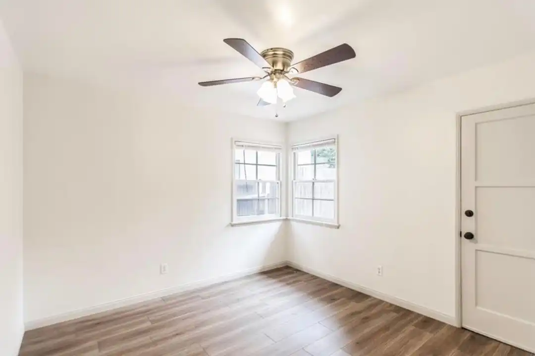 507 Avenida Victoria unit Unit 3 - More